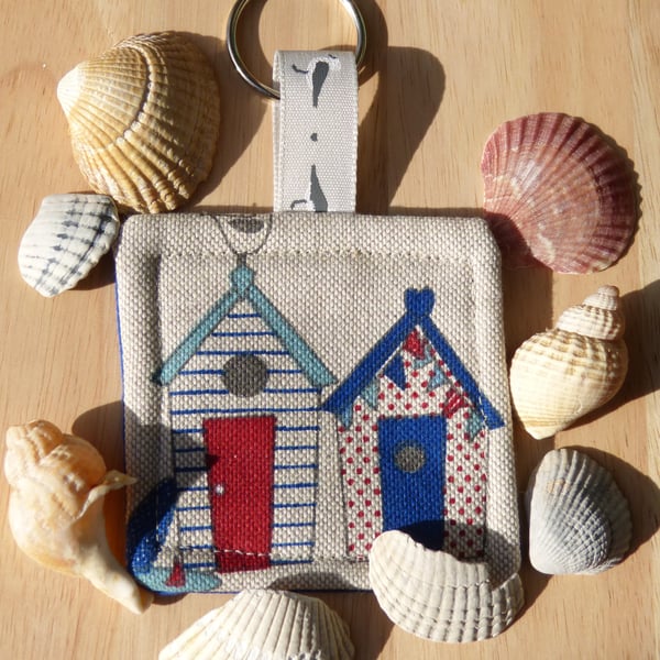 Key ring with beach huts