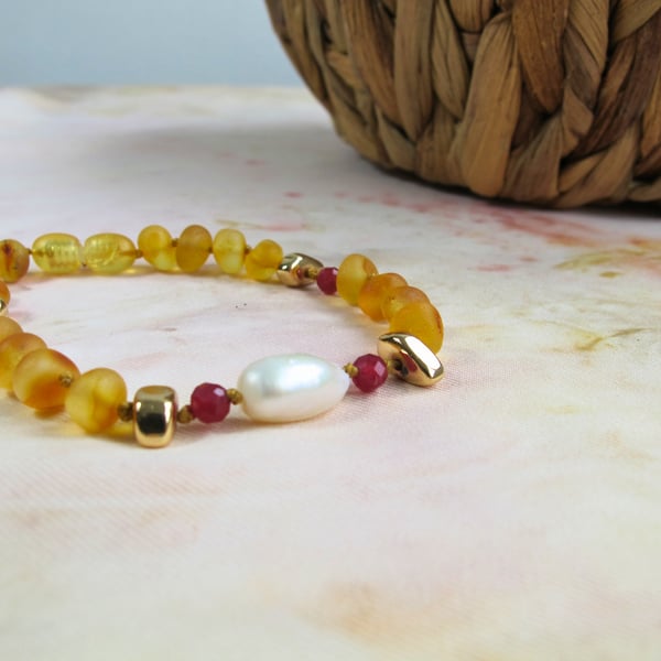 Raw Amber and Pearl Bracelet with Ruby "The Lovers" by Mor & cinnamon
