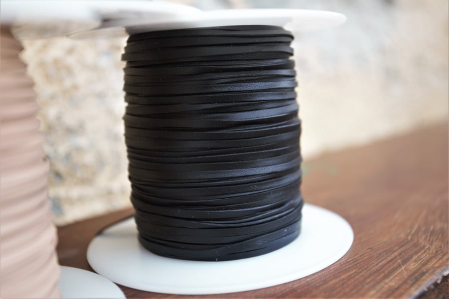 Kangaroo Leather Lace 2.5 mm premium quality Black 1m