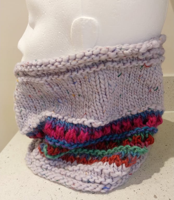 Handknit chunky wool circular cowl Snow Lilac