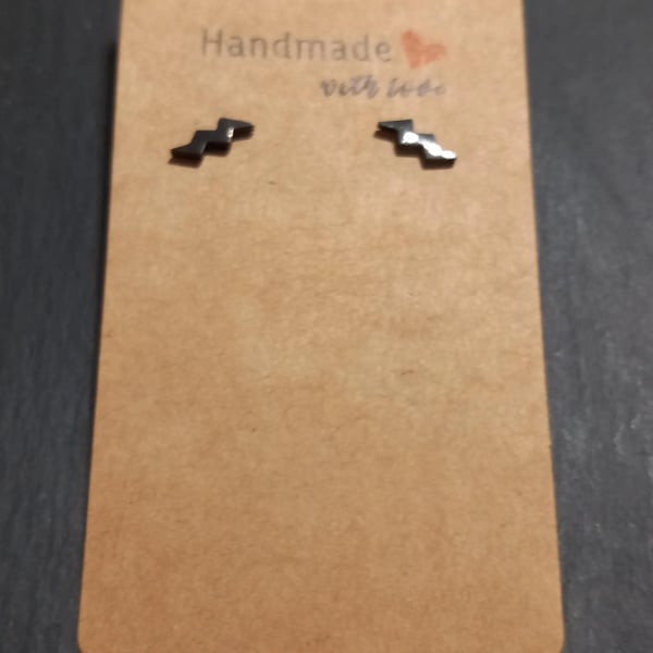 Harry Potter scar pushback earrings OOAK