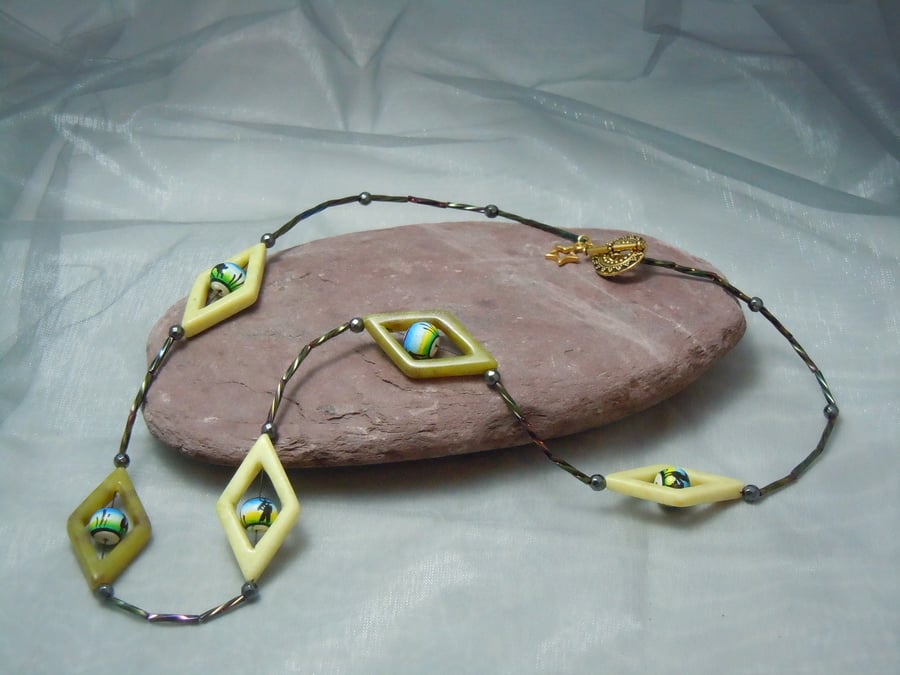 Hand painted Peruvian beads & diamond shape Jade bead necklace