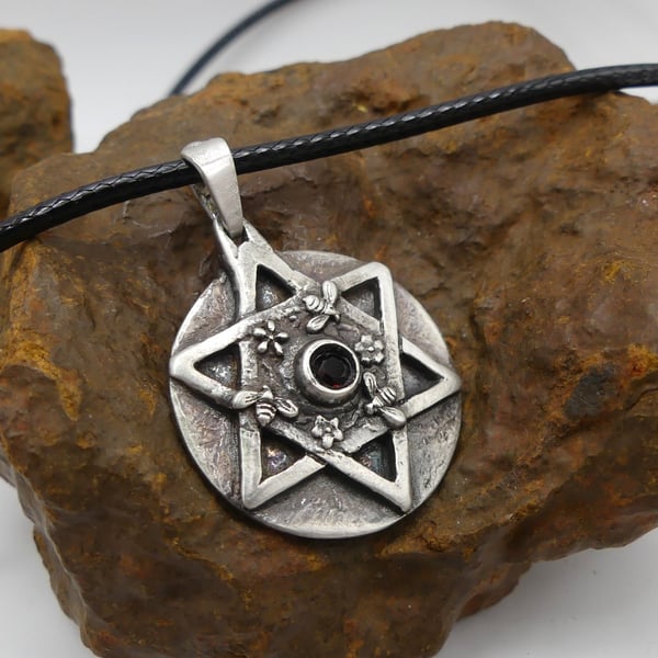 Six Point Star Sterling Silver Pendant, Bees Flowers and Garnet Orissa Necklace.