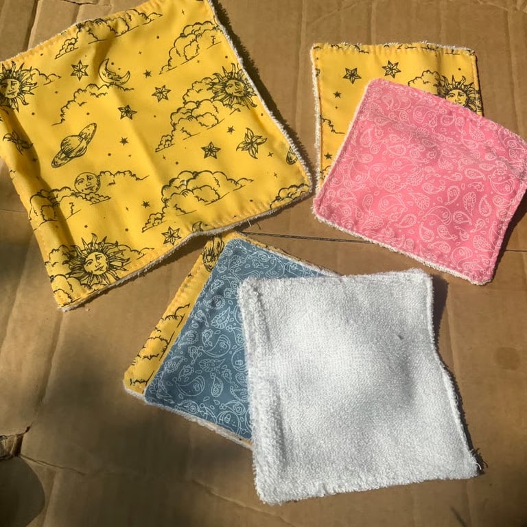 Celestial sun & moon - Reusable cloth wipes - 5 Regular & 1 Large - Bamboo