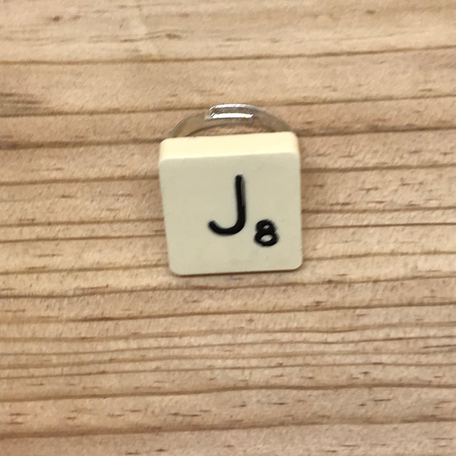  Scrabble Ring J. (145)