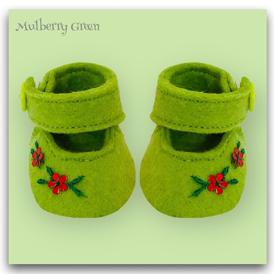 Green Embroidered Shoes
