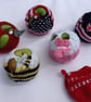 Apple Cosy - Buzzy Bee Design - Image 2