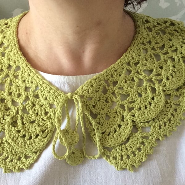 Large Handmade crochet Lime Lace Vintage Ladies Collar , free 2nd class P&P