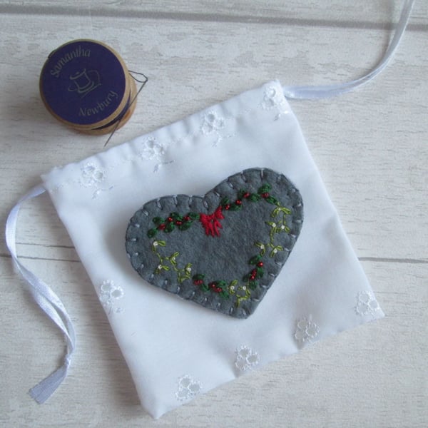 Hand Embroidered Holly & Mistletoe Wool Felt Heart Brooch, Christmas Brooch