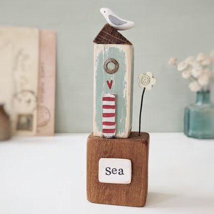 Tall Wooden Sea Hut with Clay Flower and Seagull 'Sea'