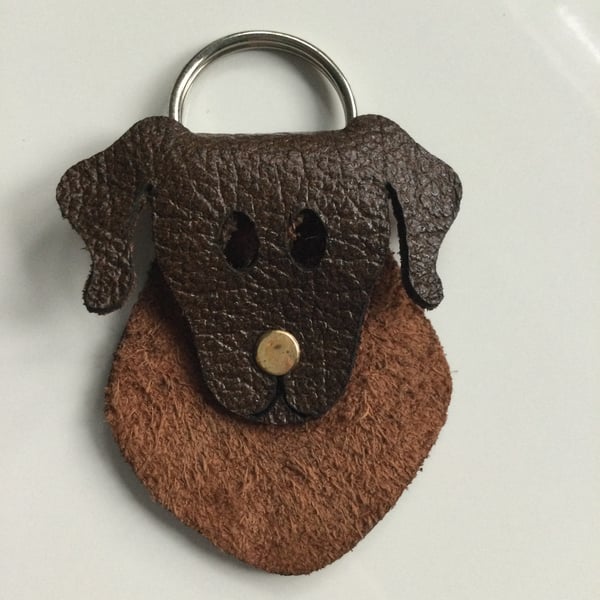 Leather keyring with a dogs face handmade