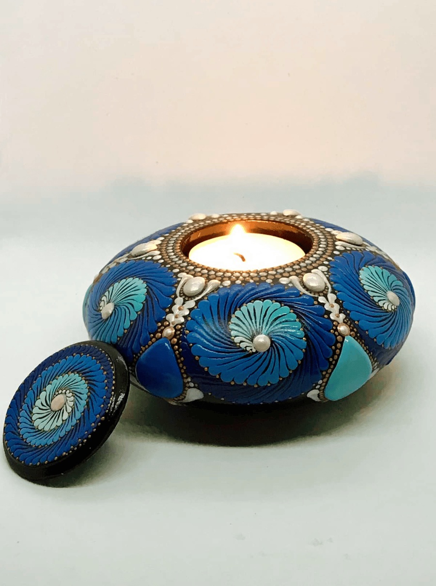 Reserved for Gill “Blue Spirals”