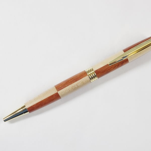 Hand Turned Wooden Pen (Free UK Delivery)