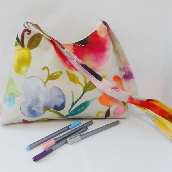 Floral print fabric shoulder bag