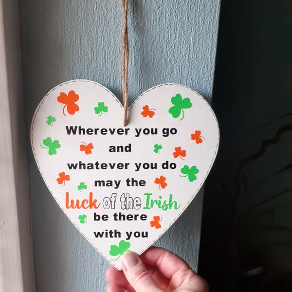 Luck of the Irish heart shaped wall hanging decoration