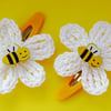  A pair of hair clips with WHITE crochet flowersYELLOW BEE