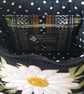 Traditional Daisy Handbag - Image 5