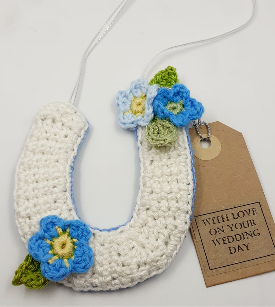 Crochet Horseshoe Alternative to a Wedding Card