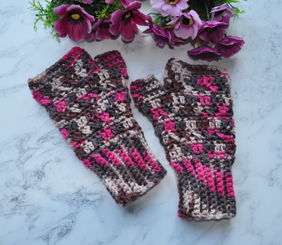 Hand Crochet Fingerless Gloves Mittens Mitts Pink Brown Beige Ombre Free Post