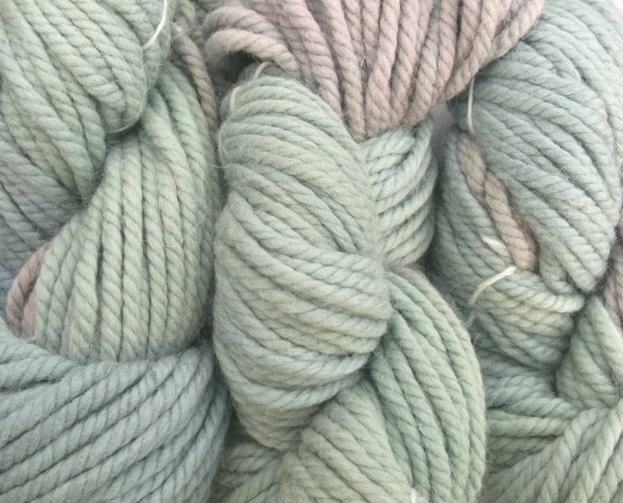 Hand-dyed WOOL ALPACA SILK BLEND pastal aqua jade & lavender