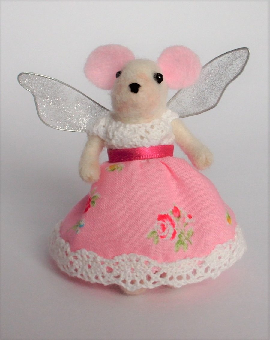 Needle felt mouse fairy,fairy mouse,Kawaii gift,OOAK figure,needle felt animal