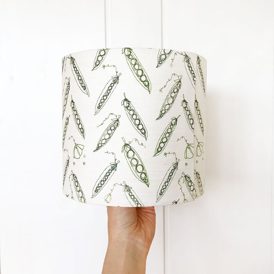 20cm table lamp linen lampshade - ivory peas