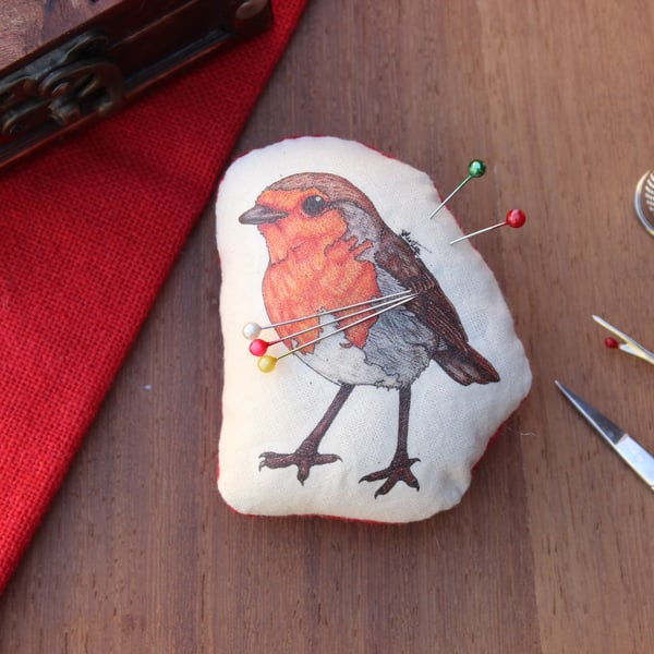 Robin Welsh Tweed Magnetic Pin Cushion - Bird Plush Needle Minder Gift