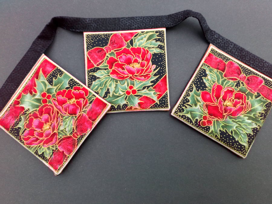 Christmas Bunting 744C