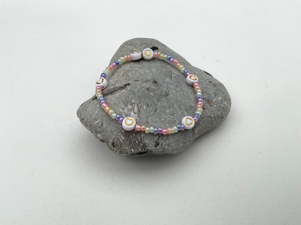 Beaded bracelet stackable rainbow with white gold heart charms