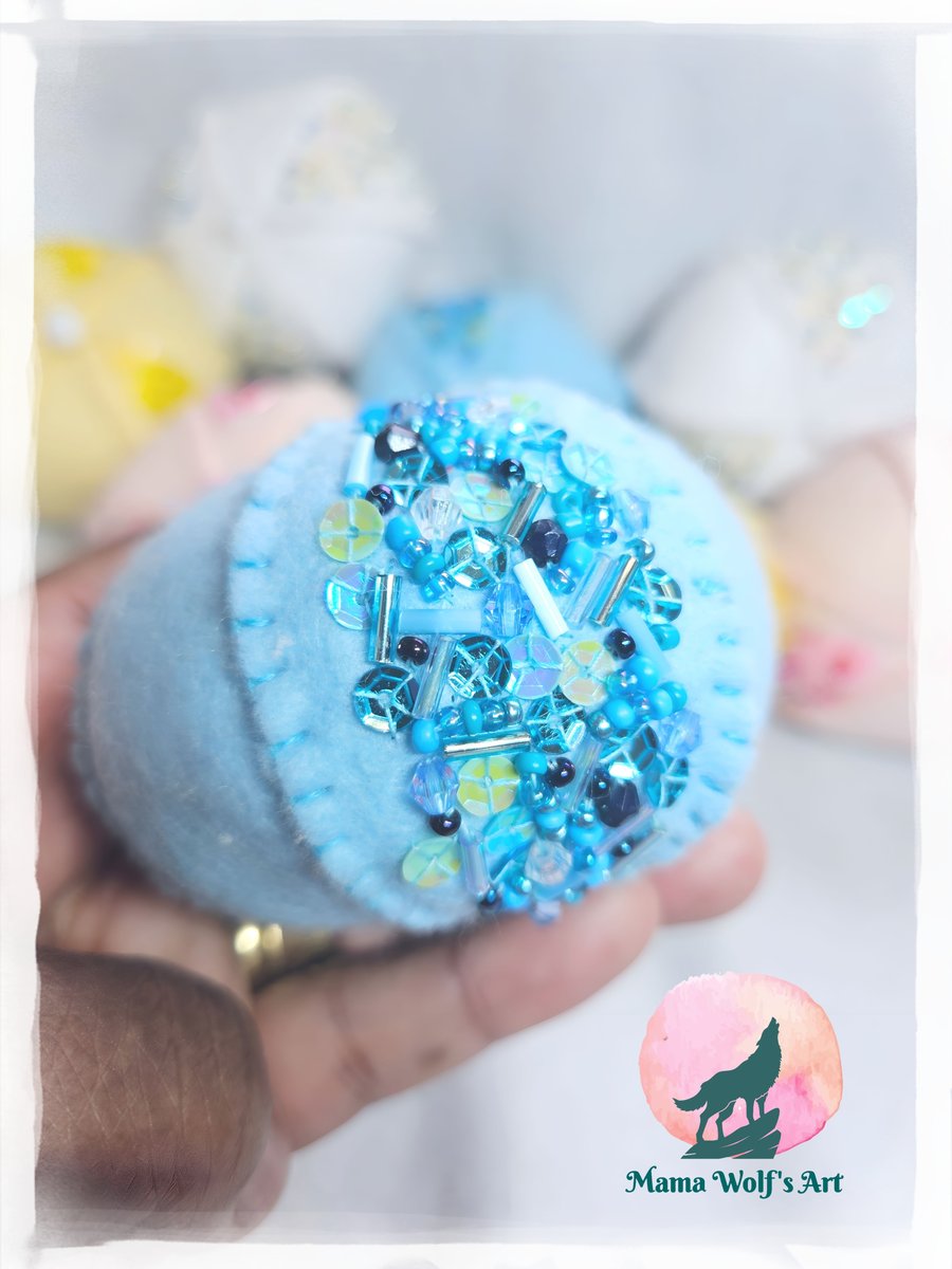 Beaded Christmas Baubles (BLUE)