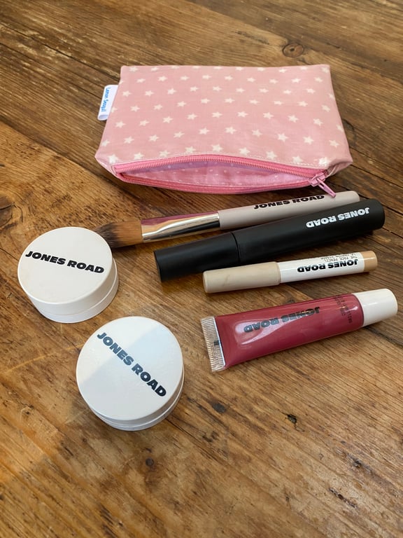 Oil Cloth Make Up Bag (781)