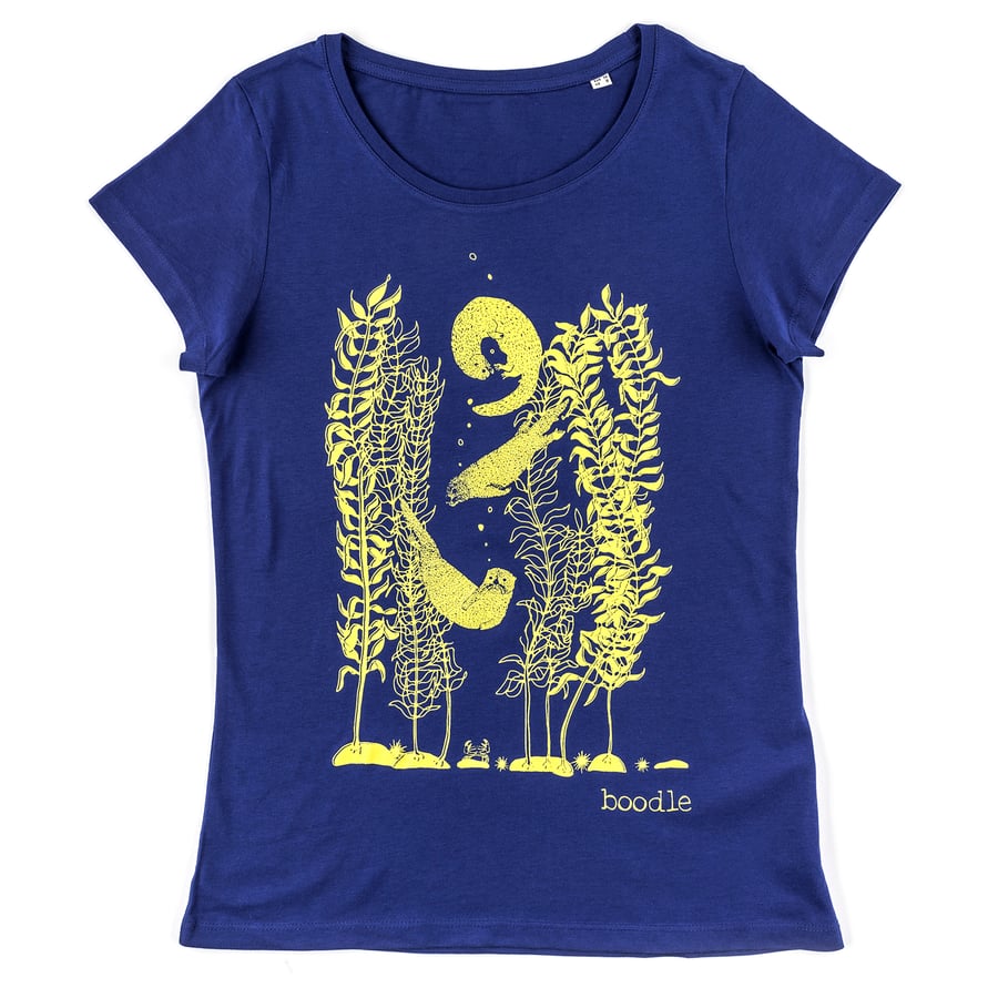 Otter and kelp organic womens T-shirt