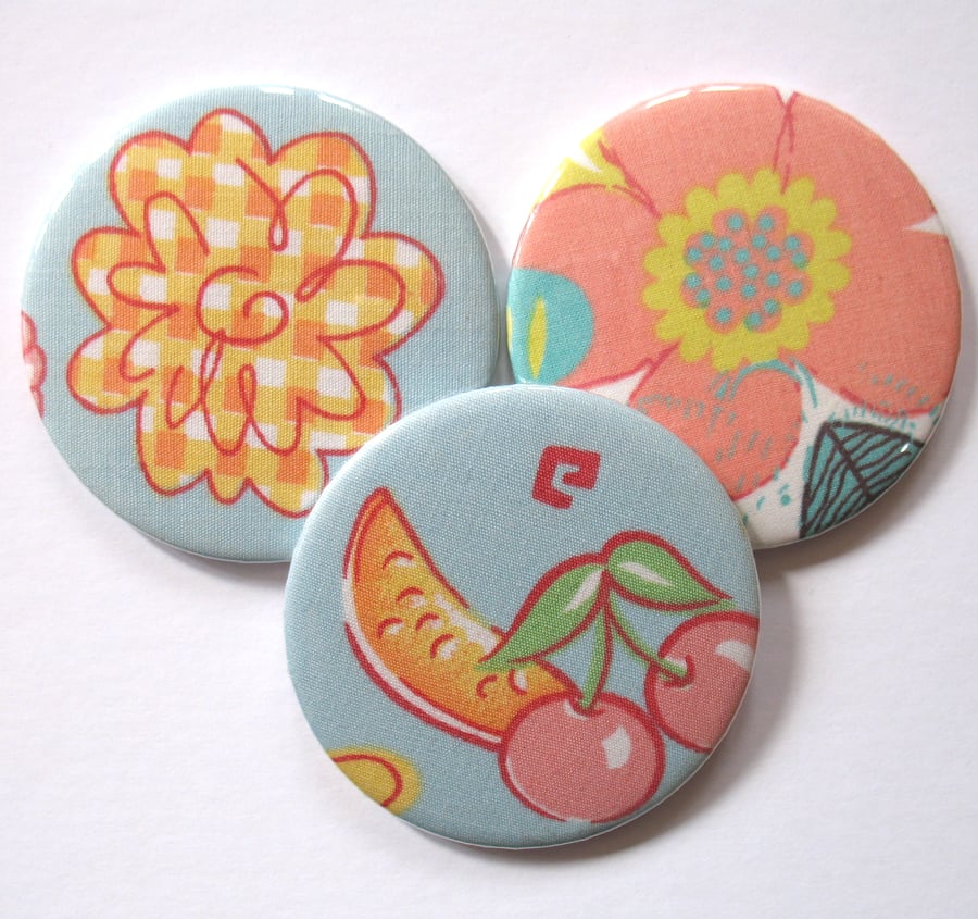 stocking filler pocket mirror trio