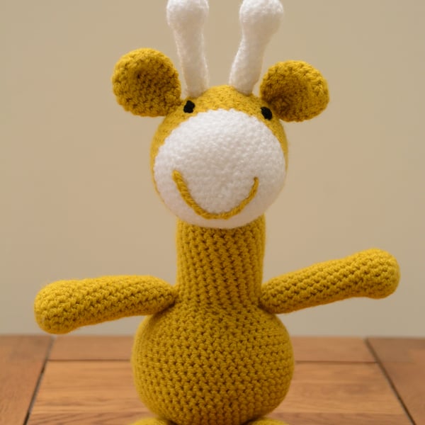 Giraffe Soft Toy - mustard