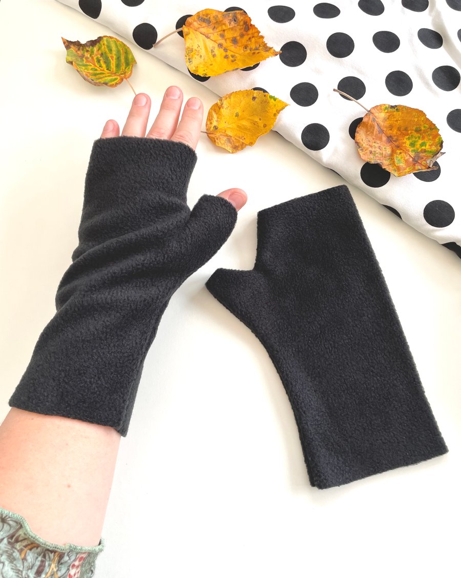 Black fingerless driving gloves Soft cosy winter fleece wrist warmer mittens 