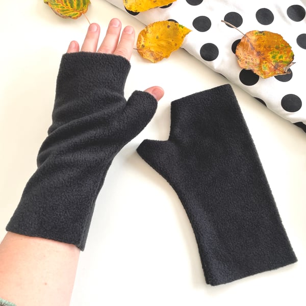 Black fingerless driving gloves Soft cosy winter fleece wrist warmer mittens 