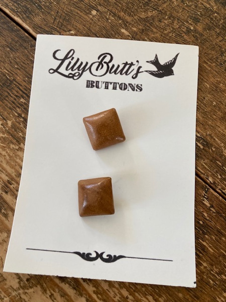 2 Vintage Tan Leather Square Buttons 