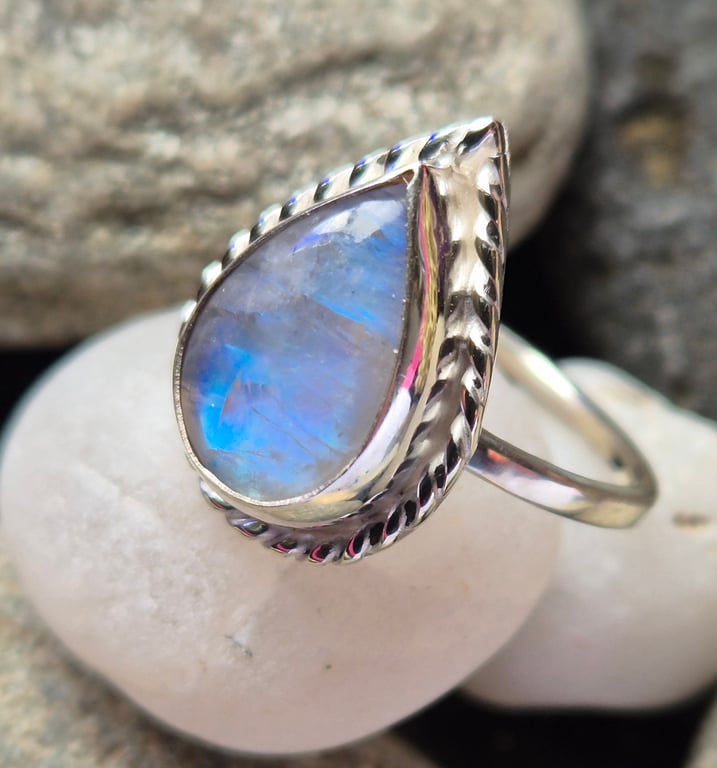 Sterling silver and moonstone ring