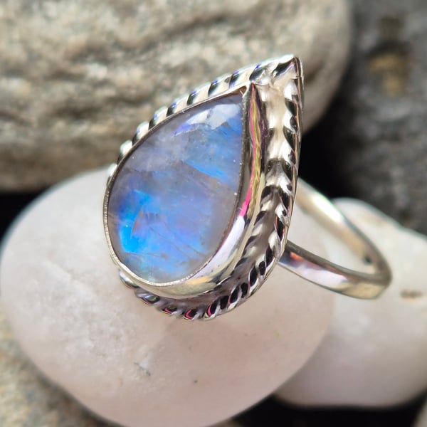 Sterling silver and moonstone ring