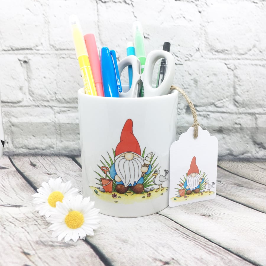 ‘Norm’ the Seaside Gnome Ceramic Pot - Pencil Pot - Toothbrush pot