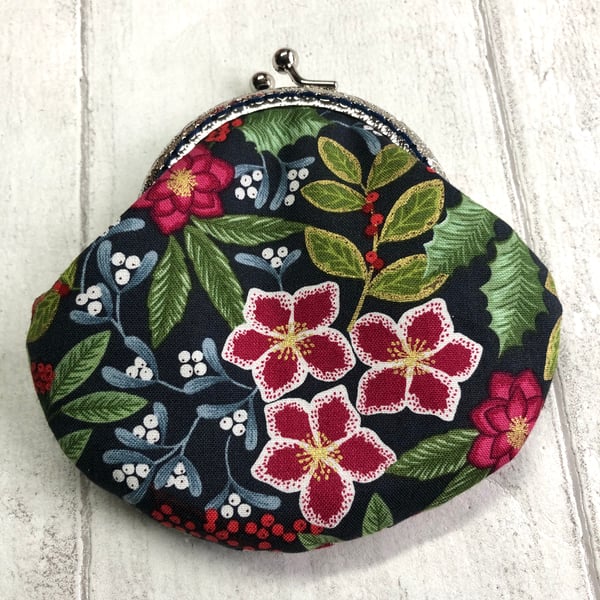 Christmas Floral Themed Fabric Clasp Coin Purse