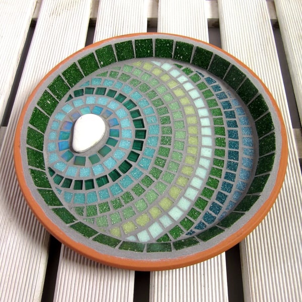 Verdant Ripple Mosaic Bird Bath