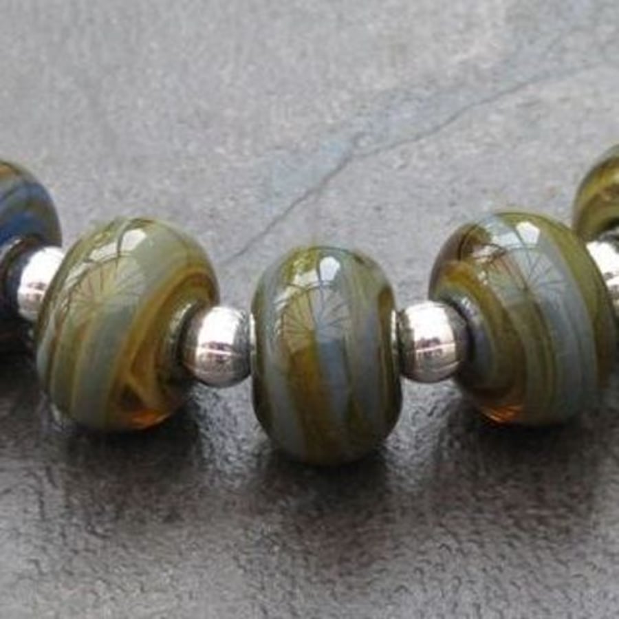 SALE! Fens - Set of lampwork glass beads - SRA, FHF