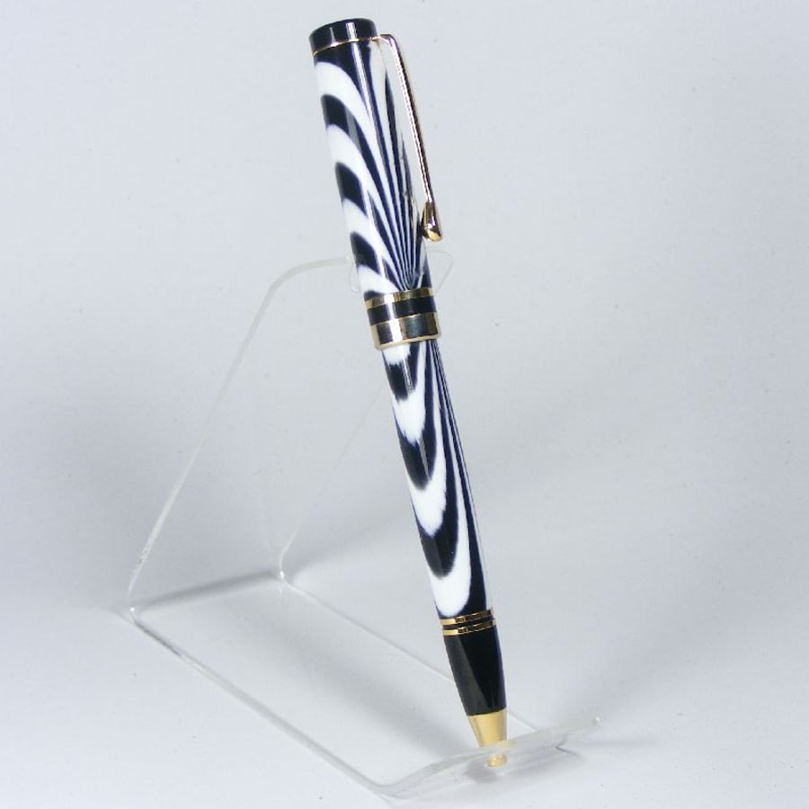 American Flat Top Pen - Distinctive black & white 'Zebra' Acrylic (P014)