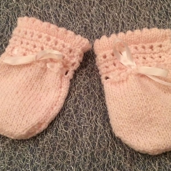  Little Knitted Pink Baby Mittens