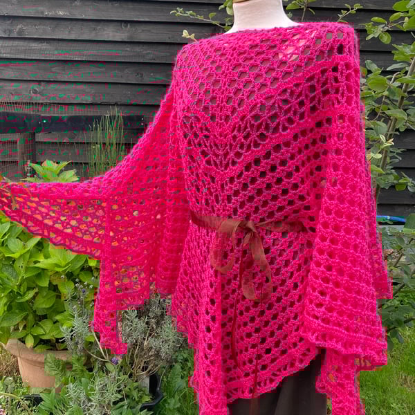 Handmade Lace Blouse Cover Up Handkerchief Top in Fuchsia Pink Merino Wool Yarn