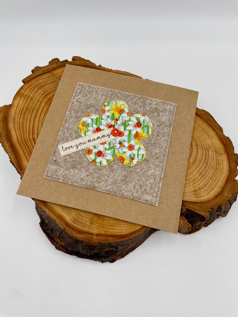 Floral print flower card 'love you mummy'