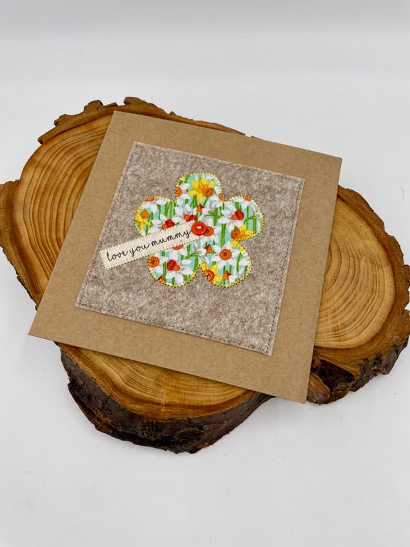 Floral print flower card 'love you mummy'