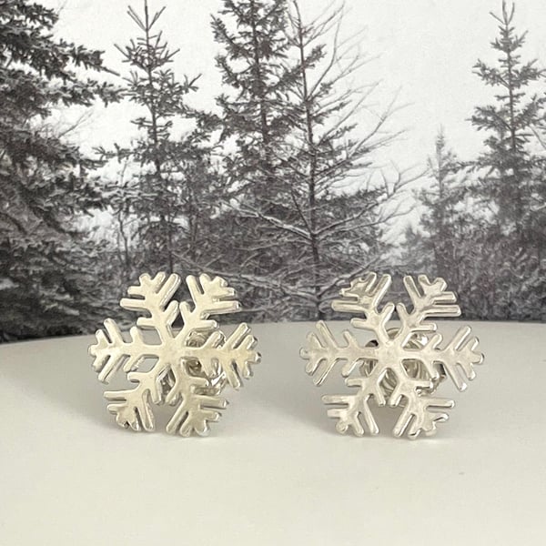Sterling Silver Six Sided Snowflake Ear Stud Earrings 15mm (1.5cm) - Handmade