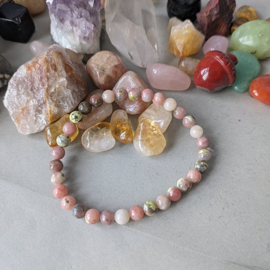 Anxiety relief pink lepidolite bracelet